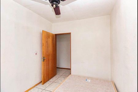 Quarto 1 de apartamento para alugar com 2 quartos, 59m² em Jardim Sabará, Porto Alegre