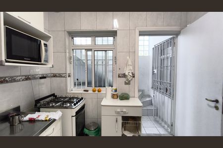 Cozinha de casa para alugar com 5 quartos, 144m² em Aclimação, São Paulo