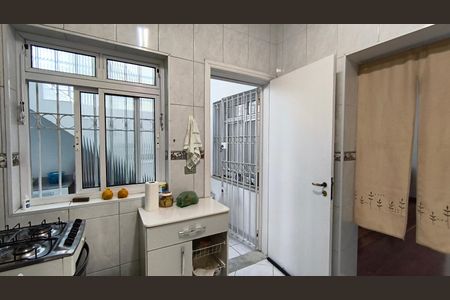Cozinha de casa para alugar com 5 quartos, 144m² em Aclimação, São Paulo
