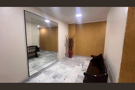 Hall de apartamento para alugar com 2 quartos, 68m² em Tijuca, Rio de Janeiro