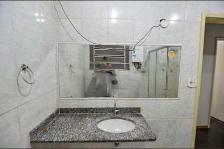Apartamento para alugar com 68m², 2 quartos e sem vaga Apartamento para alugar com 68m², 2 quartos e sem vagaBanheiro