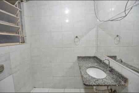 Apartamento para alugar com 68m², 2 quartos e sem vaga Apartamento para alugar com 68m², 2 quartos e sem vagaBanheiro