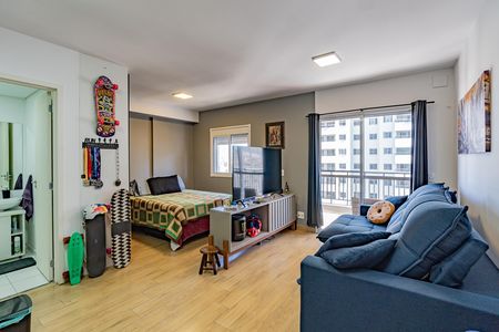 Studio à venda com 33m², 1 quarto e 1 vaga Studio à venda com 33m², 1 quarto e 1 vagaStudio
