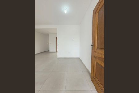 Casa para alugar com 90m², 2 quartos e 1 vaga Casa para alugar com 90m², 2 quartos e 1 vagaSala