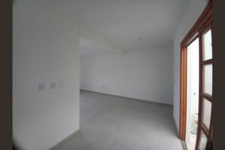 Casa para alugar com 90m², 2 quartos e 1 vaga Casa para alugar com 90m², 2 quartos e 1 vagaSala