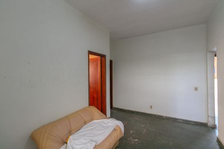 Sala de casa à venda com 3 quartos, 138m² em Sagrada Família, Belo Horizonte