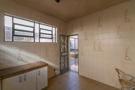 Cozinha de casa à venda com 3 quartos, 138m² em Sagrada Família, Belo Horizonte