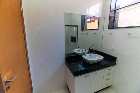Casa para alugar com 310m², 4 quartos e 2 vagas Casa para alugar com 310m², 4 quartos e 2 vagasBanheiro 1