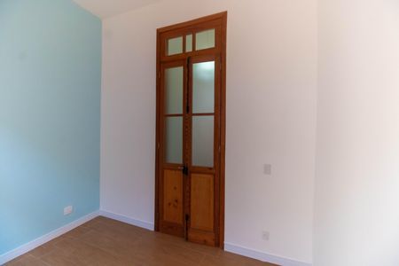 Casa para alugar com 310m², 4 quartos e 2 vagas Casa para alugar com 310m², 4 quartos e 2 vagasQuarto 2