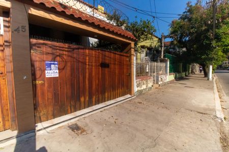 Casa para alugar com 310m², 4 quartos e 2 vagas Casa para alugar com 310m², 4 quartos e 2 vagasPlaquinha