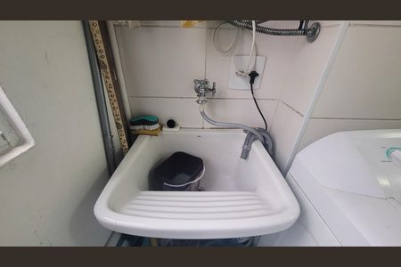 Apartamento à venda com 50m², 2 quartos e 1 vaga Apartamento à venda com 50m², 2 quartos e 1 vagaCozinha e Área de Serviço