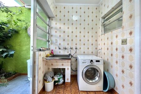 Área de Serviço de casa para alugar com 3 quartos, 300m² em Vila da Saúde, São Paulo