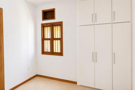 Apartamento à venda com 115m², 4 quartos e 1 vagaQuarto 2