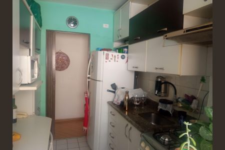 Cozinha de apartamento à venda com 2 quartos, 55m² em Continental, Osasco