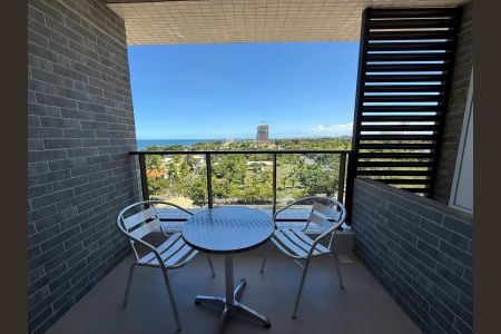 Varanda de kitnet/studio para alugar com 1 quarto, 29m² em Itapuã, Salvador