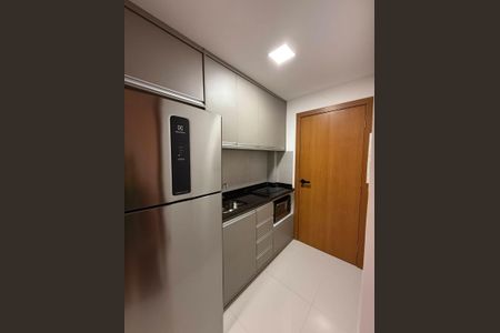 Cozinha de kitnet/studio para alugar com 1 quarto, 29m² em Itapuã, Salvador