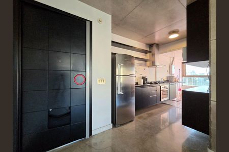 Cozinha de apartamento à venda com 1 quarto, 75m² em Itaim Bibi, São Paulo