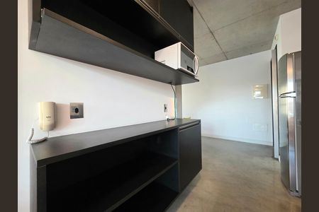 Cozinha de apartamento à venda com 1 quarto, 75m² em Itaim Bibi, São Paulo