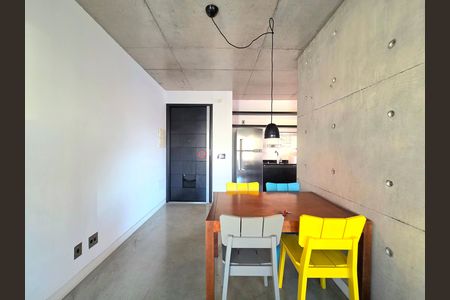Apartamento à venda com 75m², 1 quarto e 1 vaga Apartamento à venda com 75m², 1 quarto e 1 vagaSala