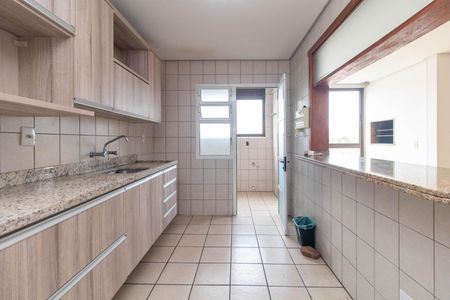 Apartamento à venda com 82m², 3 quartos e sem vaga Apartamento à venda com 82m², 3 quartos e sem vagaCozinha e Área de Serviço