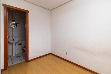 Quarto de Serviço de apartamento à venda com 3 quartos, 82m² em Cristal, Porto Alegre