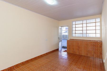 Casa para alugar com 2 quartos, 80m² em Vila Iorio, São Paulo