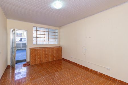 Casa para alugar com 2 quartos, 80m² em Vila Iorio, São Paulo