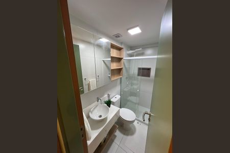 Banheiro de apartamento para alugar com 1 quarto, 35m² em Barra, Salvador