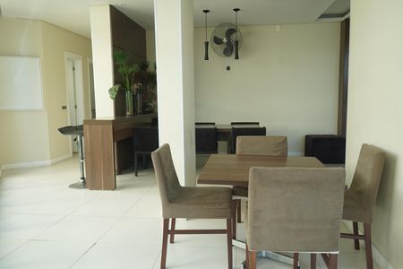 Apartamento para alugar com 145m², 3 quartos e 3 vagasÁrea comum - Salão de festas