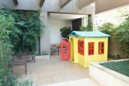 Apartamento para alugar com 145m², 3 quartos e 3 vagasÁrea comum - Playground