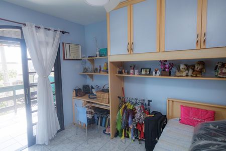 Casa à venda com 180m², 3 quartos e 2 vagas Casa à venda com 180m², 3 quartos e 2 vagasQuarto 2
