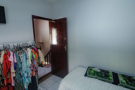 Casa à venda com 180m², 3 quartos e 2 vagas Casa à venda com 180m², 3 quartos e 2 vagasQuarto 3