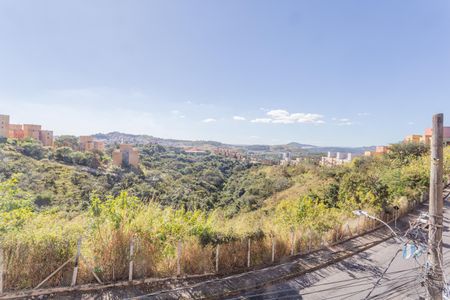Casa à venda com 120m², 2 quartos e 1 vaga Casa à venda com 120m², 2 quartos e 1 vagaVista do Terraço/Área de Serviço