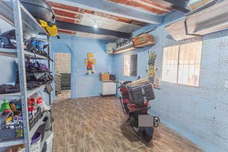 Garagem de casa à venda com 2 quartos, 120m² em Taquaril, Belo Horizonte