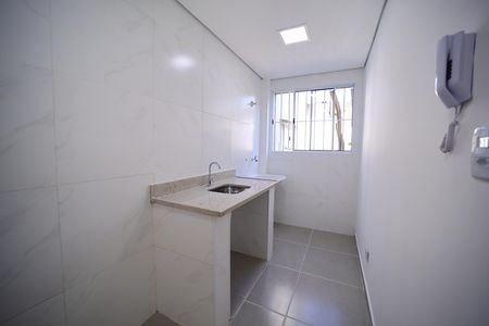 Cozinha de apartamento para alugar com 1 quarto, 32m² em Engenheiro Goulart, São Paulo