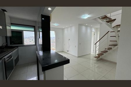 Apartamento à venda com 105m², 3 quartos e 2 vagas Apartamento à venda com 105m², 3 quartos e 2 vagasBanheiro