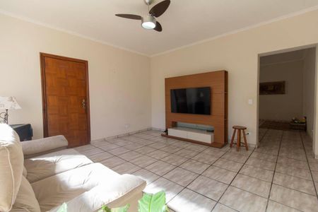 Sala de casa à venda com 3 quartos, 220m² em Parque São Jorge, São Paulo