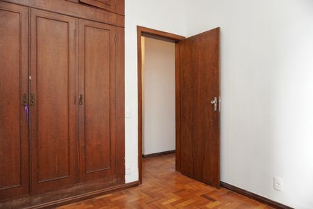 Quarto 1 de apartamento à venda com 3 quartos, 100m² em Santa Efigênia, Belo Horizonte