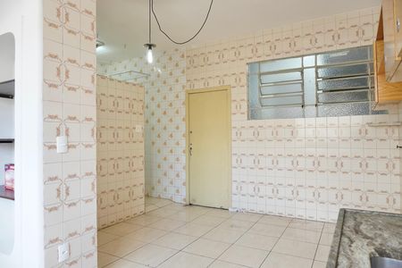 Cozinha  de apartamento à venda com 3 quartos, 100m² em Santa Efigênia, Belo Horizonte