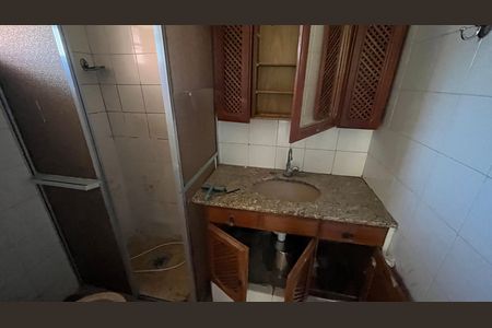 Banheiro de apartamento à venda com 2 quartos, 49m² em Jardim Bela Vista, Campinas