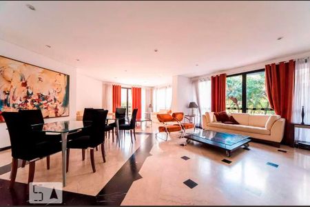 Apartamento à venda com 82m², 2 quartos e 2 vagas Apartamento à venda com 82m², 2 quartos e 2 vagasÁrea comum - Salão de festas