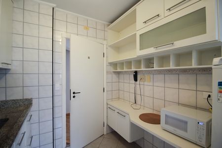 Apartamento à venda com 82m², 2 quartos e 2 vagas Apartamento à venda com 82m², 2 quartos e 2 vagasCozinha