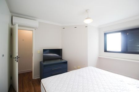 Apartamento à venda com 82m², 2 quartos e 2 vagas Apartamento à venda com 82m², 2 quartos e 2 vagasQuarto 1