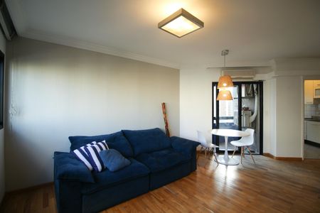 Apartamento à venda com 82m², 2 quartos e 2 vagas Apartamento à venda com 82m², 2 quartos e 2 vagasSala