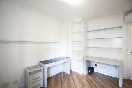 Apartamento à venda com 82m², 2 quartos e 2 vagas Apartamento à venda com 82m², 2 quartos e 2 vagasQuarto 2