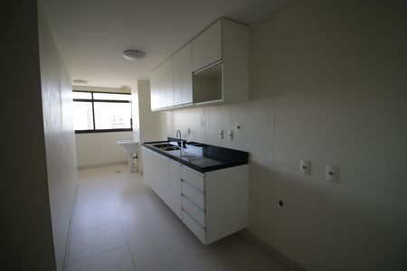Apartamento para alugar com 131m², 3 quartos e 2 vagasCozinha