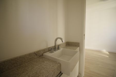 Apartamento para alugar com 131m², 3 quartos e 2 vagasBanheiro da Suíte canadense 1 e 2
