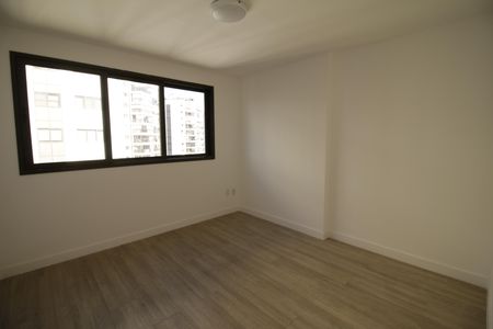 Apartamento para alugar com 131m², 3 quartos e 2 vagas Suíte 3