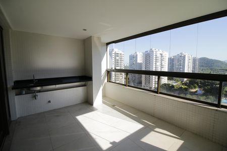Apartamento para alugar com 131m², 3 quartos e 2 vagasVaranda