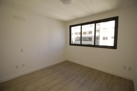 Apartamento para alugar com 131m², 3 quartos e 2 vagas Suíte 3
